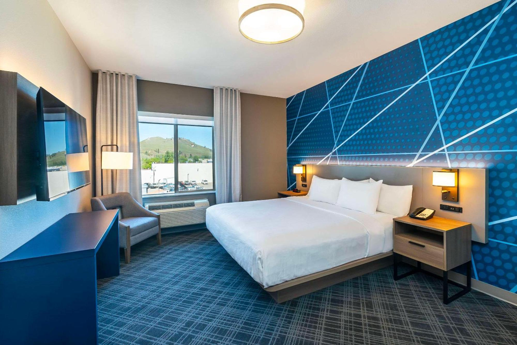 Comfort Suites Kelowna Zewnętrze zdjęcie