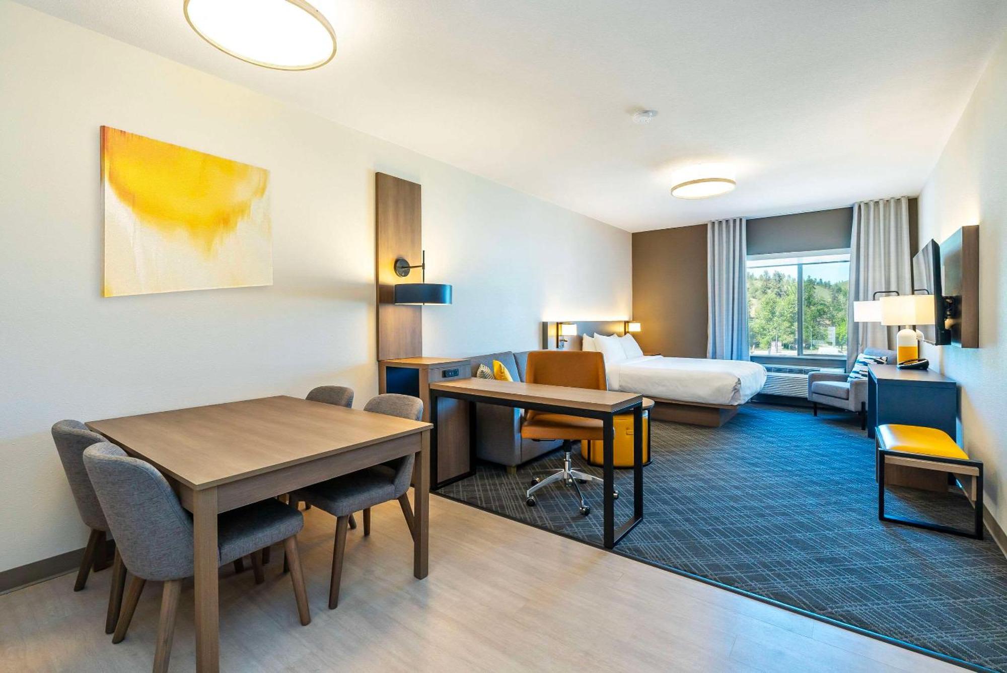 Comfort Suites Kelowna Zewnętrze zdjęcie
