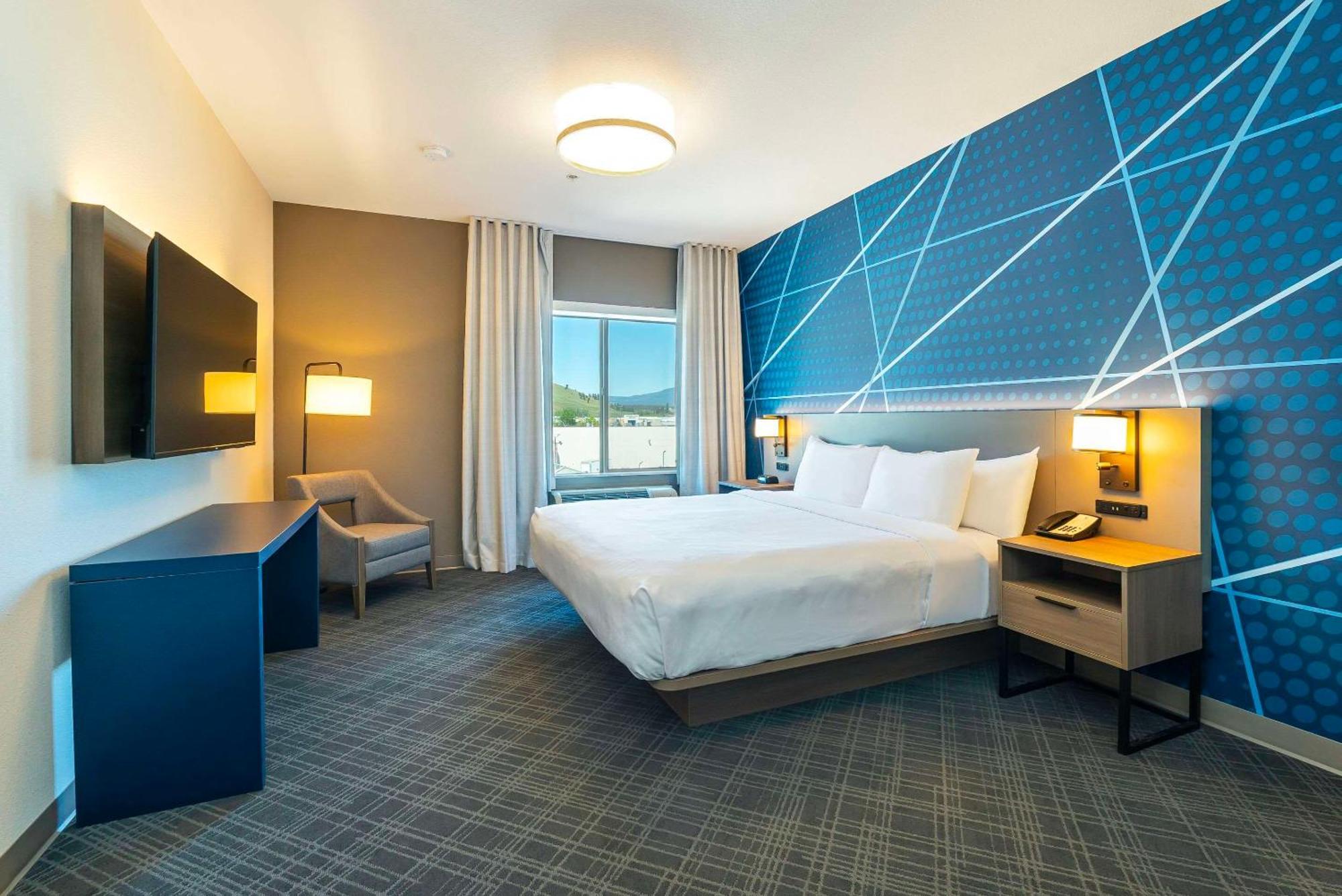 Comfort Suites Kelowna Zewnętrze zdjęcie
