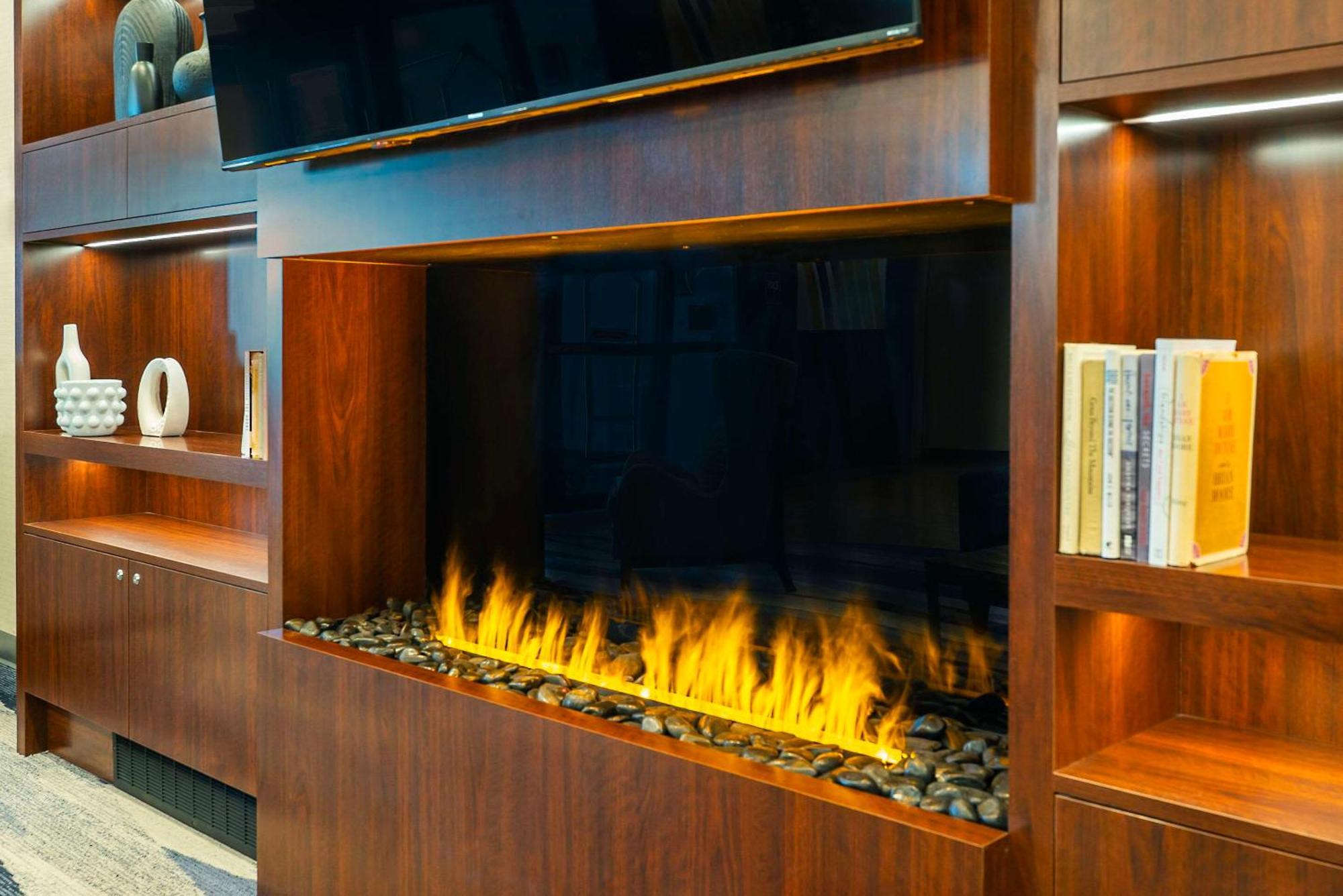 Comfort Suites Kelowna Zewnętrze zdjęcie